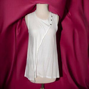 Simply Noelle Sleeveless Zip Back Shirt Top Blouse Tank